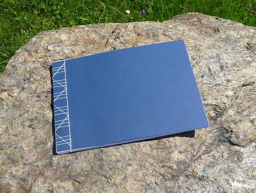 Ručně vázaný blok — foto 1