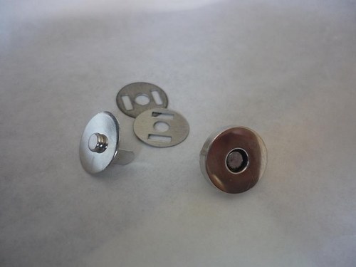 Magnetické zapínání (buldog) — foto 1