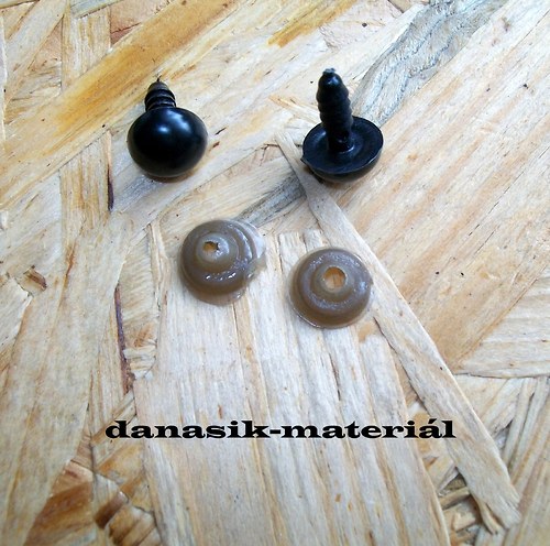 BEZPEČNOSTNÍ OČI 10 mm