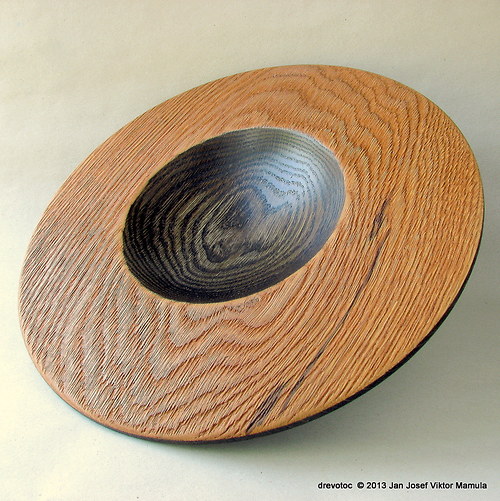 SATURN dřevěný talíř — foto 1