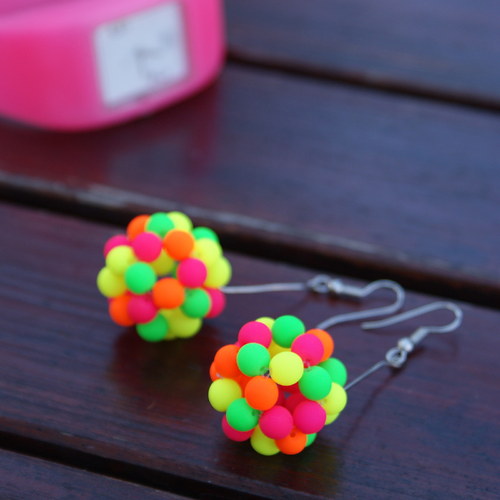Neon balls — foto 1