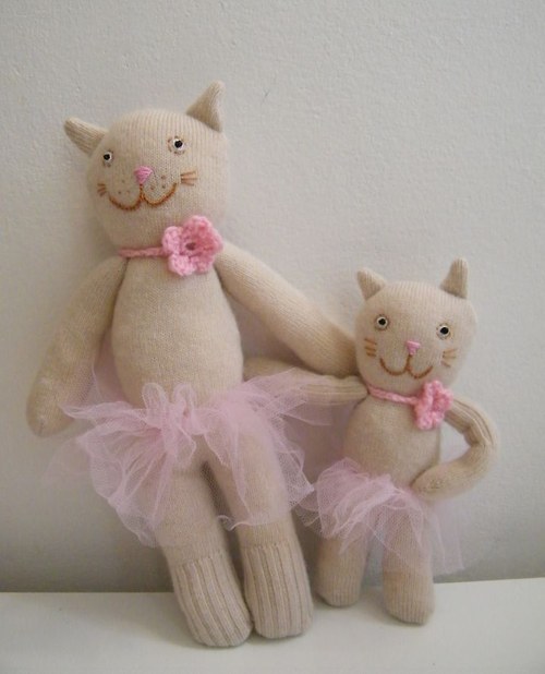 Kočička baletka 30cm — foto 1