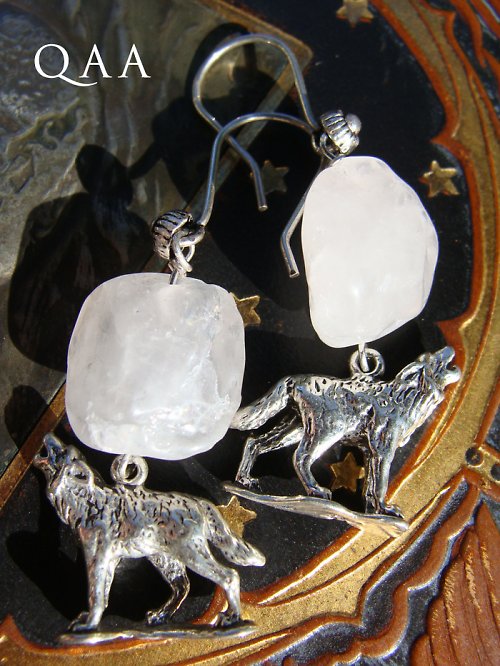 Moon Wolves — foto 1