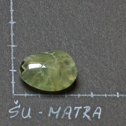 Prehnit s epidotem — foto 1