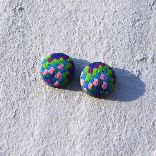 Fimošonky - pár - kostičkaté, 1,3 cm — foto 1