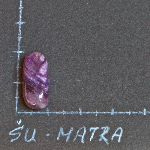Čaroit — foto 1