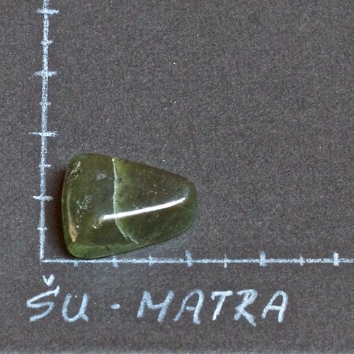 Nefrit — foto 1