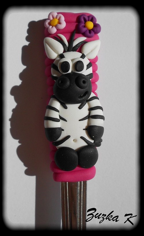 Lžička Zebra — foto 1