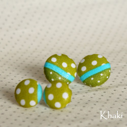 Puntíkaté hráškové buttonky — foto 1