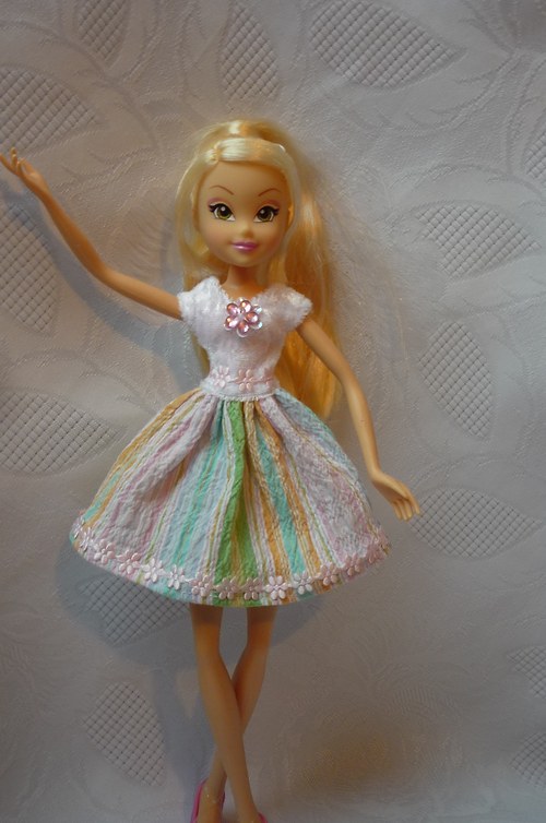 Letní šaty pro Winx — foto 1