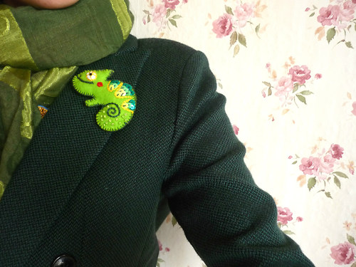Brož -chameleon Tonda — foto 1