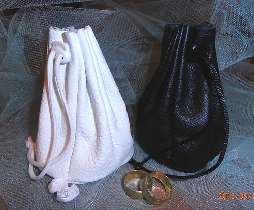 Kožený měšec - svatební duo — foto 1