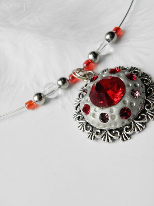 Štrasové slunce /Red/ — foto 1