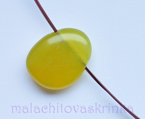 Čínský Jadeit Vrtaný Valounek — foto 1