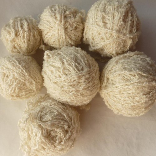 Smetanová pletací příze s nopy - 350g — foto 1