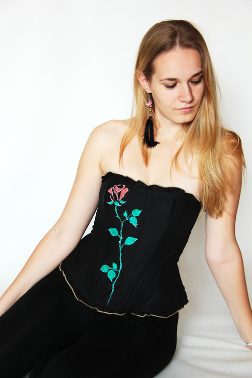 AKCE !!! Korzet "Rose" — foto 1