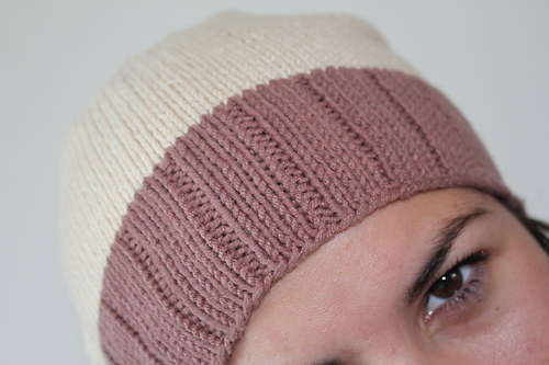 Na hlavu beige — foto 1