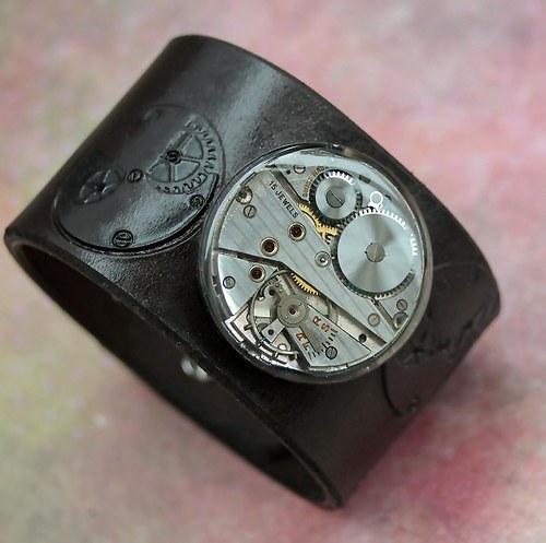 Steampunkový náramek — foto 1