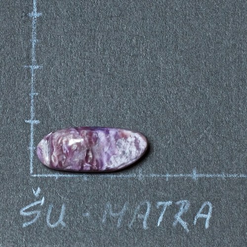 Čaroit — foto 1