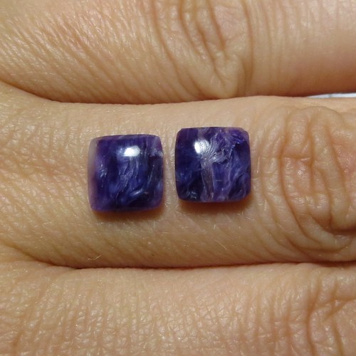 Čaroit - mini kabošony (8x8mm) pár č.3 — foto 1
