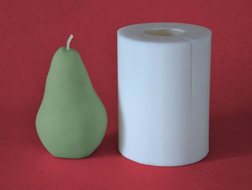 Forma na svíčky Hruška - výška 9,5cm