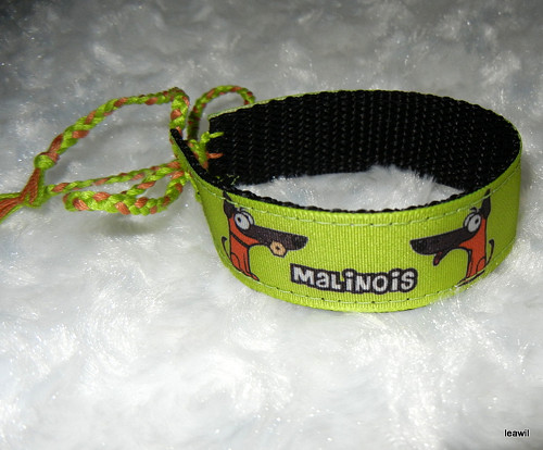 Náramek 2cm malinois