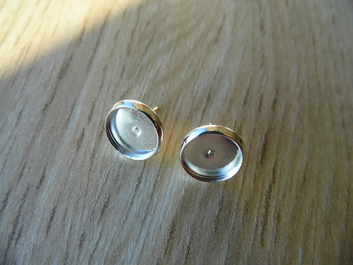 Náušnicové lůžko 10mm /pár/