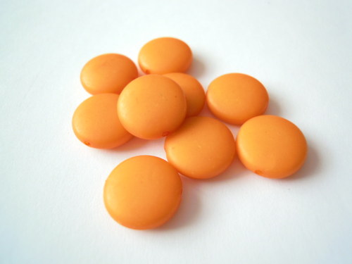 Oranžové matné lentilky 10ks 8,- Kč