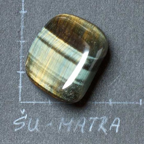 Tygří/sokolí oko — foto 1