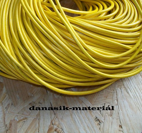 KOŽENÁ ŠŇŮRKA ŽLUTÁ - METRÁŽ - 3 mm
