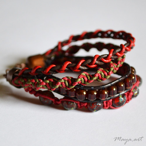 Červený náramek "EMBRACING BRACELET" — foto 1