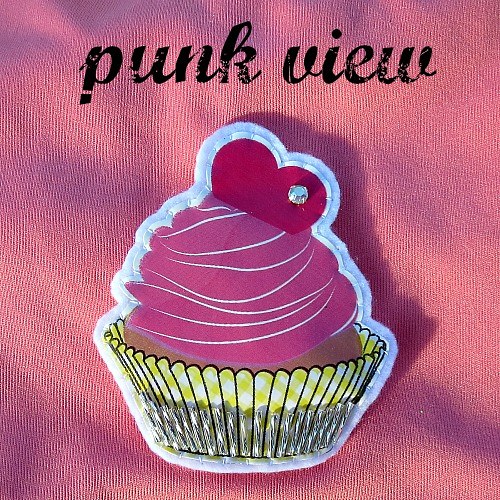 BROŽ či NÁŠIVKA "Cupcake" — foto 1