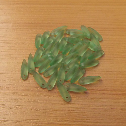 Jazýčky - zelené - frosted -3 x 10 mm