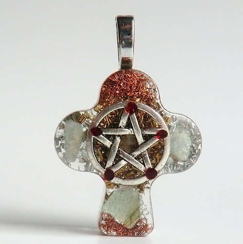 Orgonit *OBJ* Pentagram / obráceně ? — foto 1