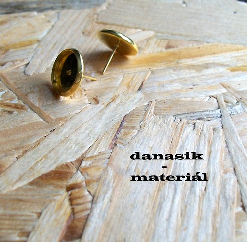 ZLATÉ PUZETY S LŮŽKEM 12 mm