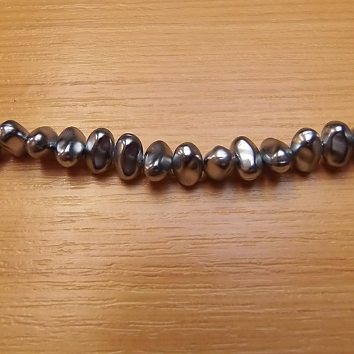 Voskované korálky - 9 x 6 mm