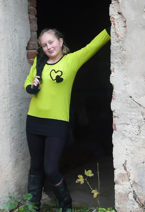 Triko nebo šaty ?? — foto 1