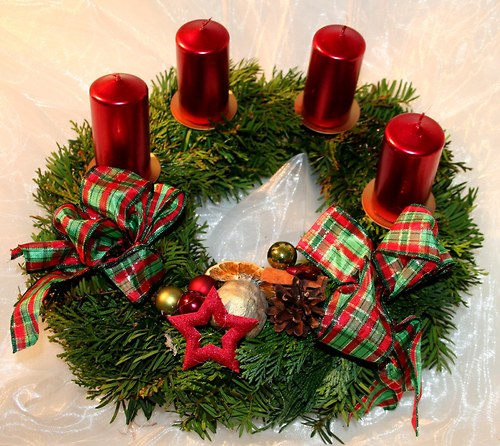 Adventní věnec Červeno-zelený — foto 1