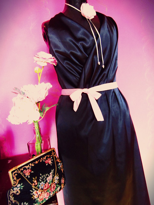 Little black dress — foto 1