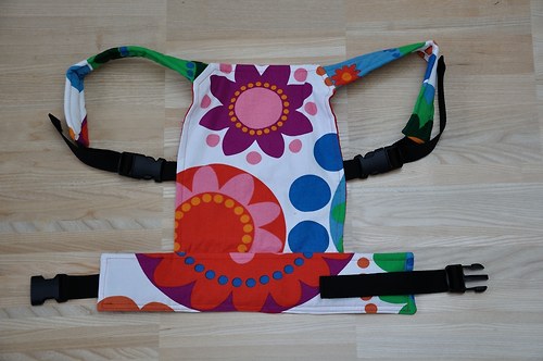 Nosítko pro panenky - kytky — foto 1