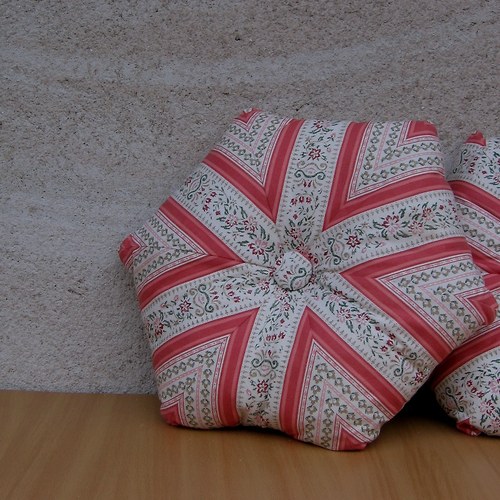 Pruhované hexagony (2ks) — foto 1
