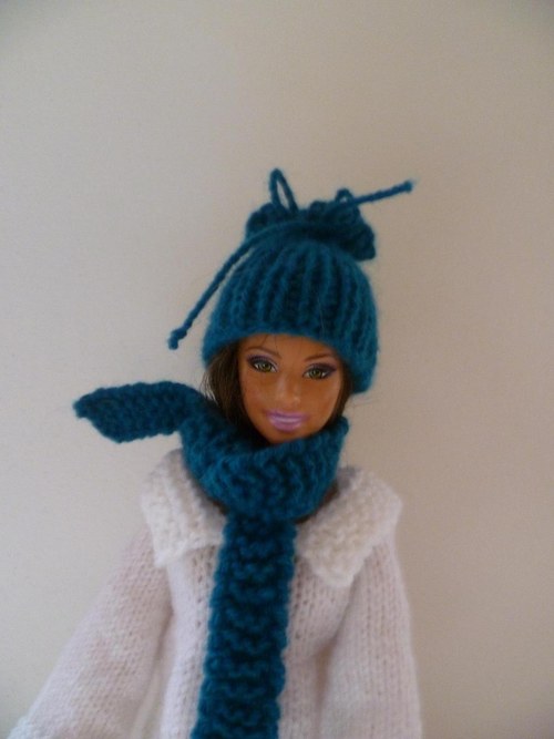 Čepice a šála pro barbie — foto 1
