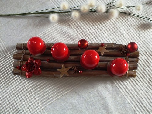Adventní svícen červený — foto 1