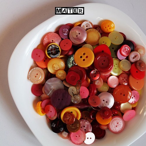 Balík knoflíků — foto 1