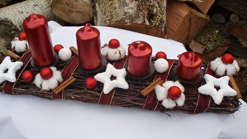 Moderní adventní věnec- vínový — foto 1