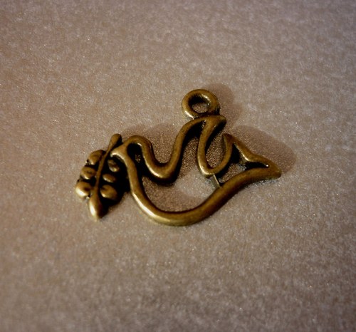 P22 / ptáček s větvičkou / 14x19x2mm/ 5 ks