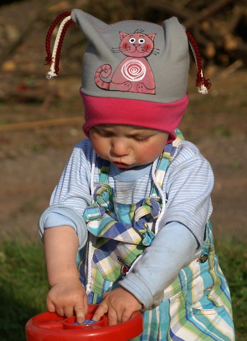 Růžová kočička nebo kocourek? :) — foto 1