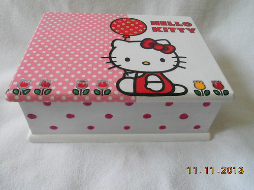 Šperkovnice,krabička HELLO KITTY — foto 1