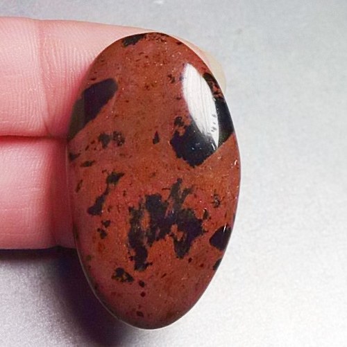 Obsidián mahagonový - placka 615 — foto 1