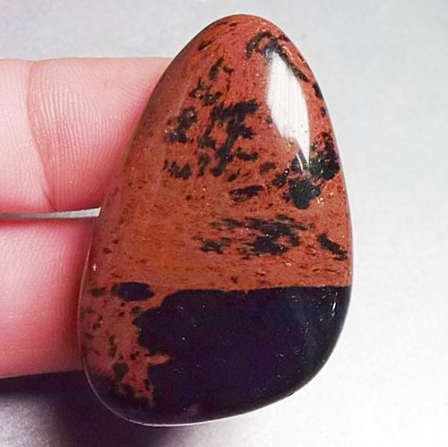 Obsidián mahagonový - placka 616 — foto 1